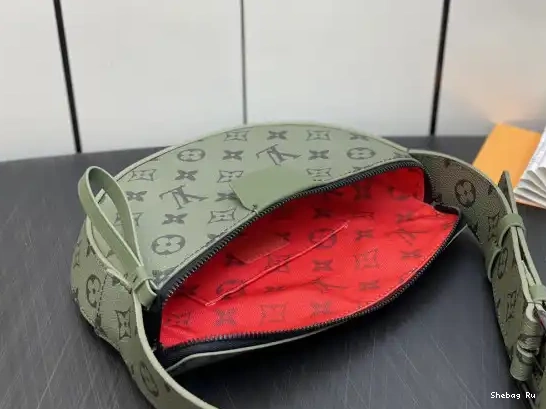 LOUIS Moon Crossbody VUITTON 0514